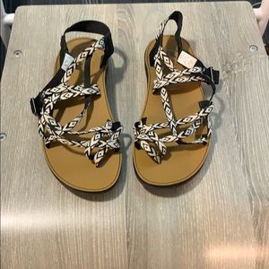 chacos